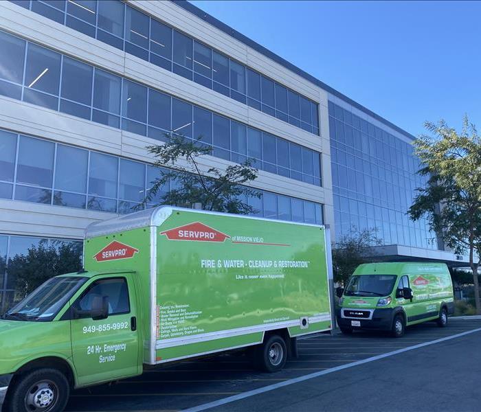SERVPRO truck in front of commercial building